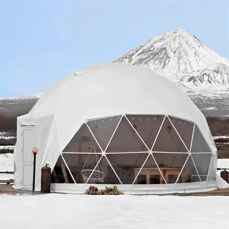 Glamping Kuppelzelt