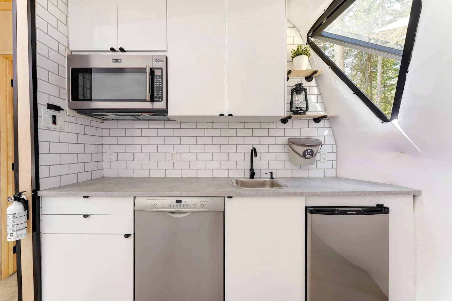 Microwave in Dome Residence Kitchen Microwave in Dome Residence Kitchen